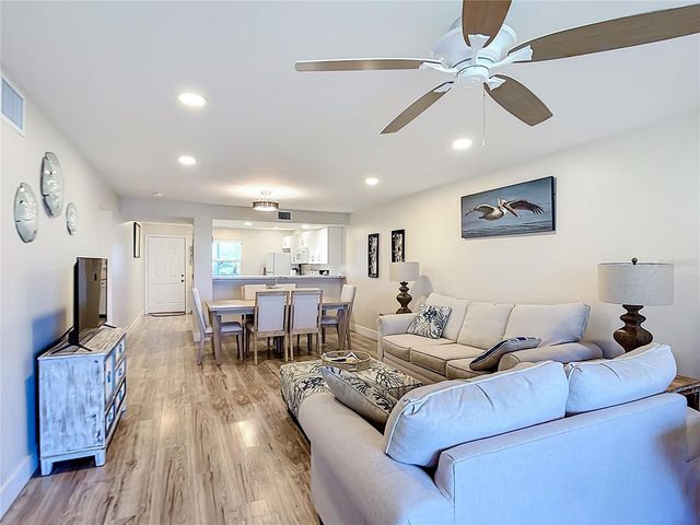 4410 WARREN AVENUE 101, Port Charlotte, FL 33953