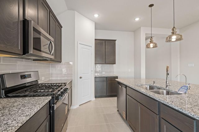 42675 Reminiscent Lane, Magnolia, TX 77354