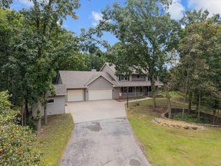 1928 SCARLET OAK TRAIL, Oshkosh, WI 54904