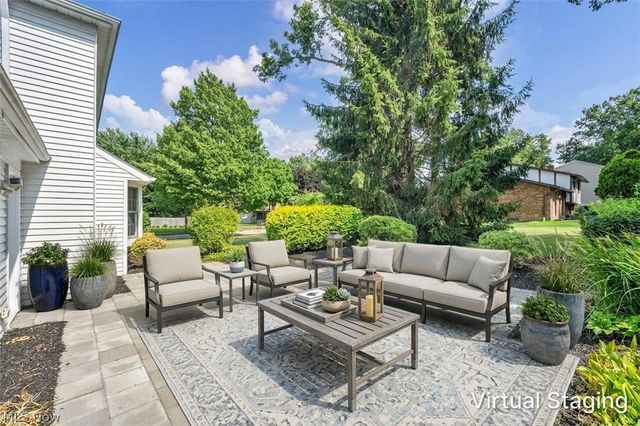 16531 Timberline Drive, Strongsville, OH 44136