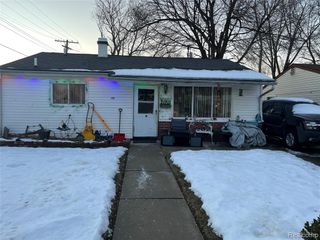 21901 Dante Street, Oak Park, MI 48237