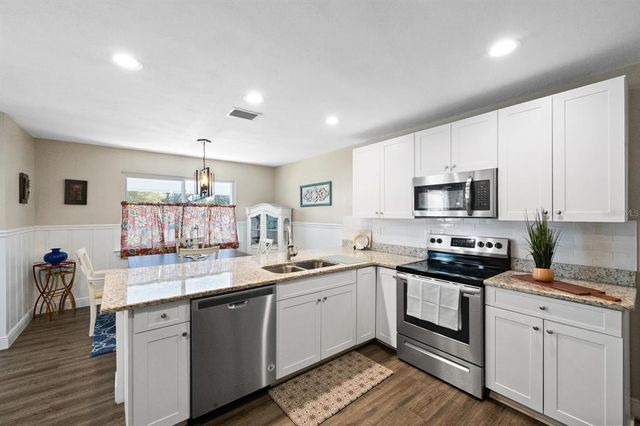 1422 PINEBROOK DRIVE, Clearwater, FL 33755
