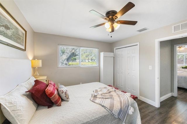 1422 PINEBROOK DRIVE, Clearwater, FL 33755