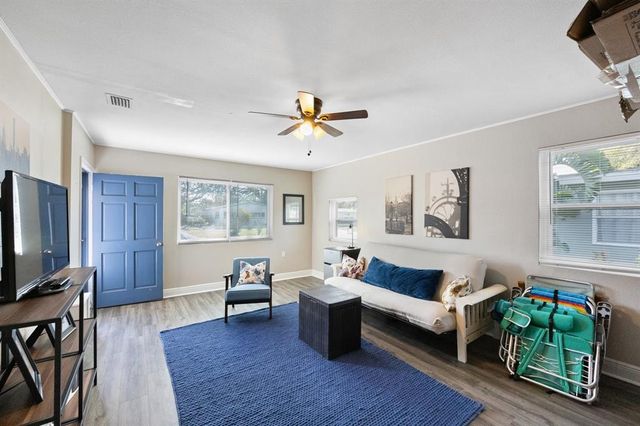 1422 PINEBROOK DRIVE, Clearwater, FL 33755