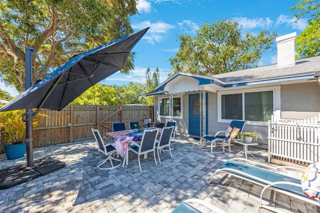 1422 PINEBROOK DRIVE, Clearwater, FL 33755