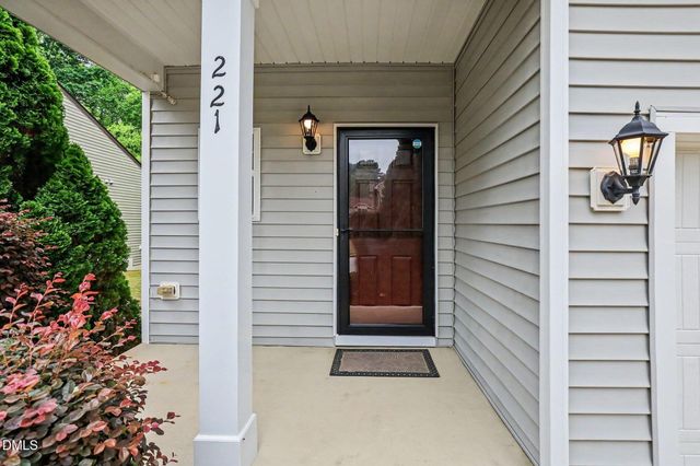221 Willow Weald Court, Fuquay Varina, NC 27526