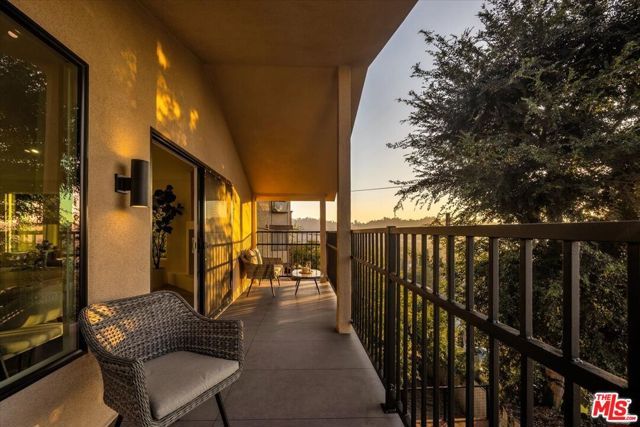 1930 Kemper Street, Los Angeles, CA 90065