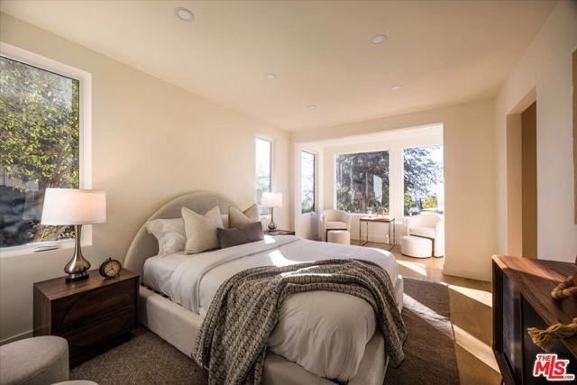 1930 Kemper Street, Los Angeles, CA 90065