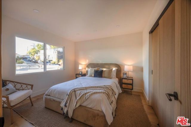 1930 Kemper Street, Los Angeles, CA 90065