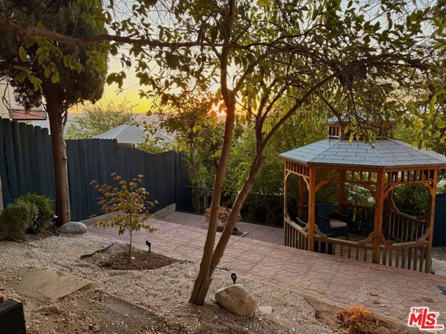 1930 Kemper Street, Los Angeles, CA 90065