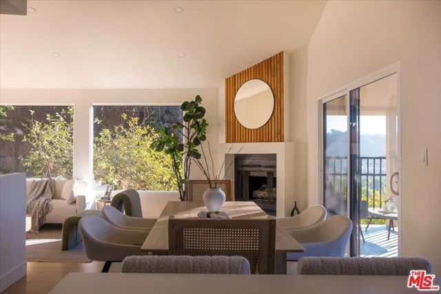 1930 Kemper Street, Los Angeles, CA 90065