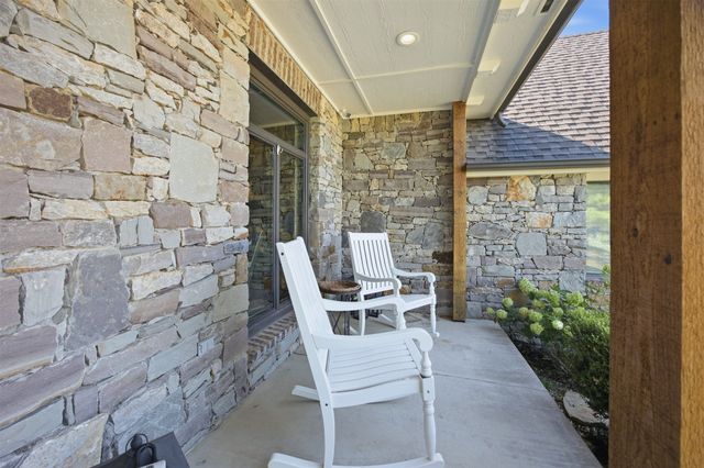 7635 Guthrie Avenue, Tulsa, OK 74132