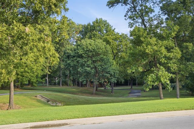 7635 Guthrie Avenue, Tulsa, OK 74132