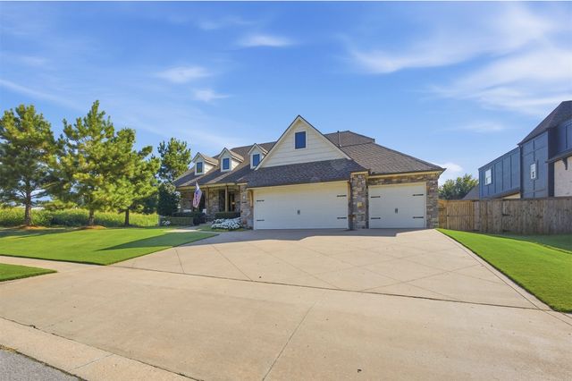 7635 Guthrie Avenue, Tulsa, OK 74132