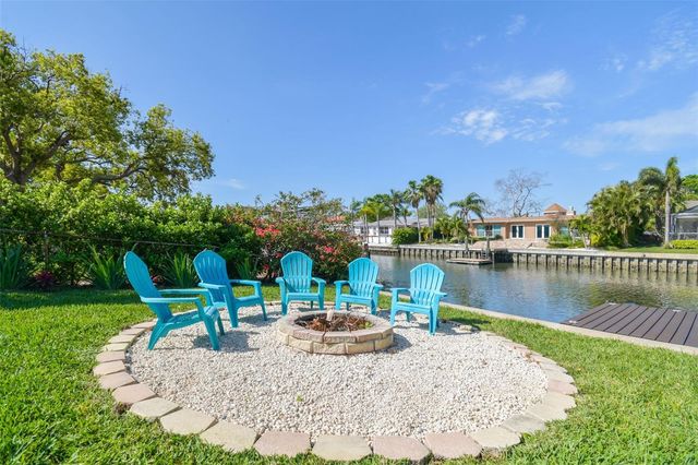 3922 FONTAINEBLEAU DRIVE, Tampa, FL 33634