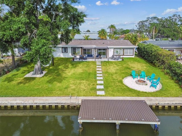 3922 FONTAINEBLEAU DRIVE, Tampa, FL 33634