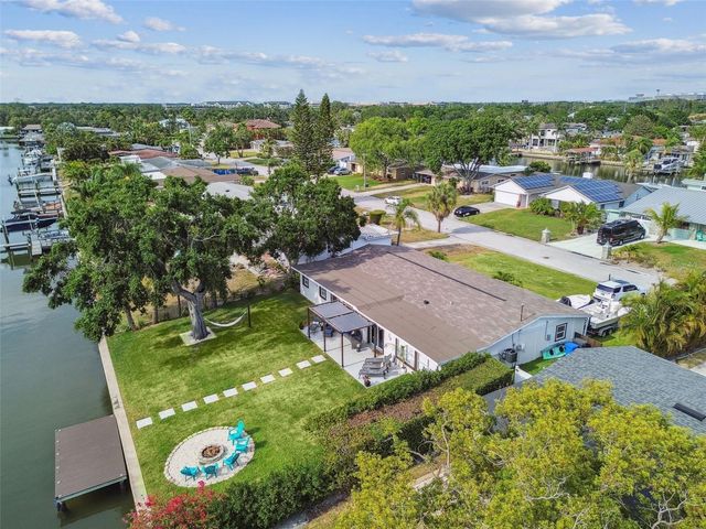 3922 FONTAINEBLEAU DRIVE, Tampa, FL 33634