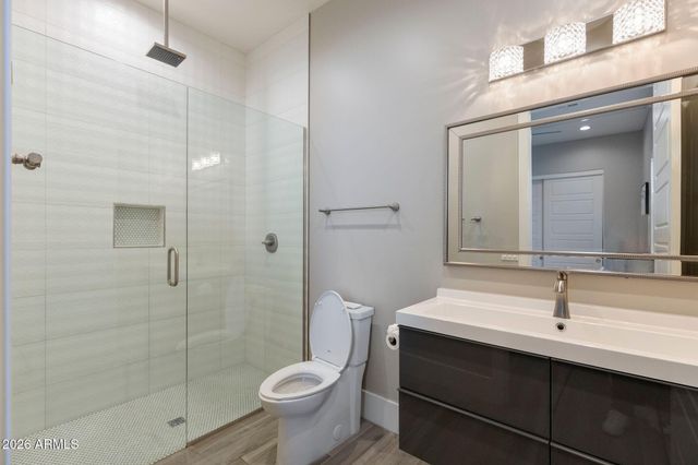 2252 E SOUTH MOUNTAIN Avenue, Phoenix, AZ 85042