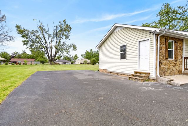 1440 Old Highway 52, Lafayette, TN 37083
