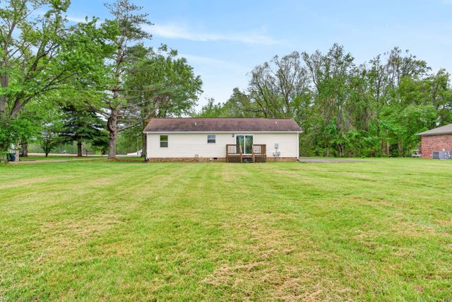 1440 Old Highway 52, Lafayette, TN 37083
