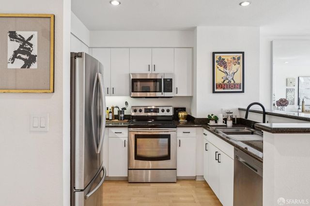 8200 Oceanview Terrace 414, San Francisco, CA 94132