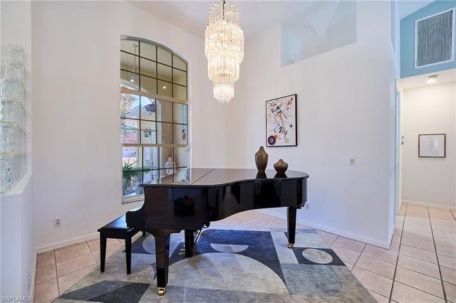 186 Muirfield CIR, Naples, FL 34113