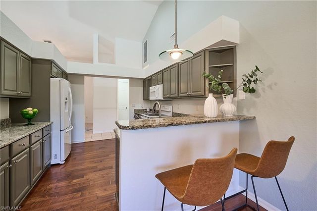 186 Muirfield CIR, Naples, FL 34113