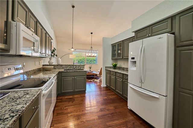 186 Muirfield CIR, Naples, FL 34113