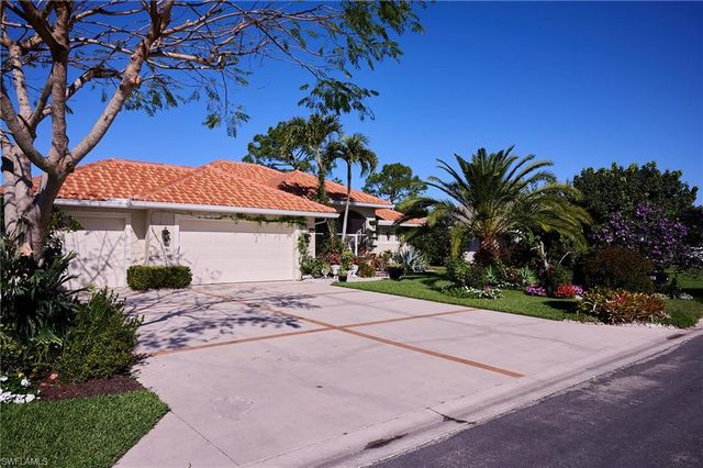 186 Muirfield CIR, Naples, FL 34113