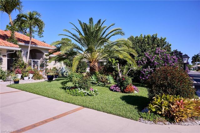 186 Muirfield CIR, Naples, FL 34113