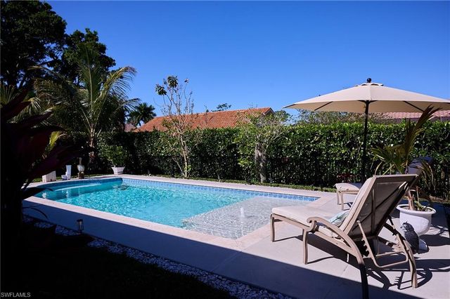 186 Muirfield CIR, Naples, FL 34113