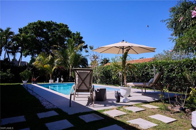 186 Muirfield CIR, Naples, FL 34113