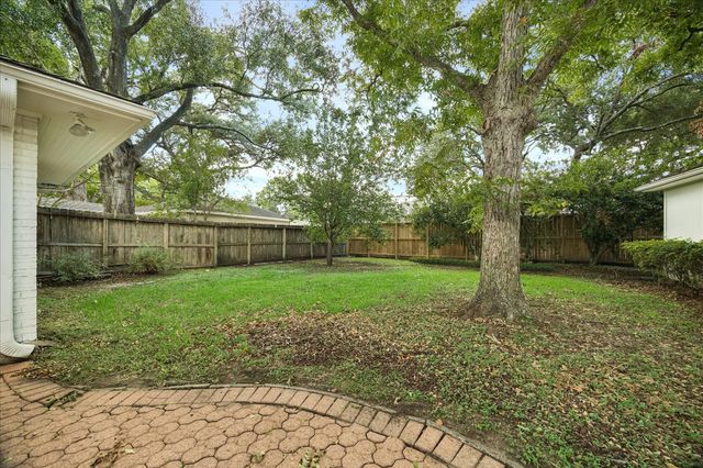 7623 Meadowvale Drive, Houston, TX 77063
