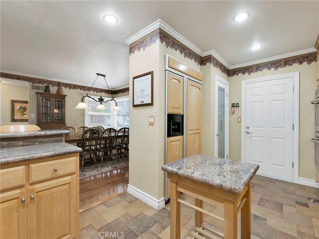4404 Canoga Drive, Woodland Hills, CA 91364