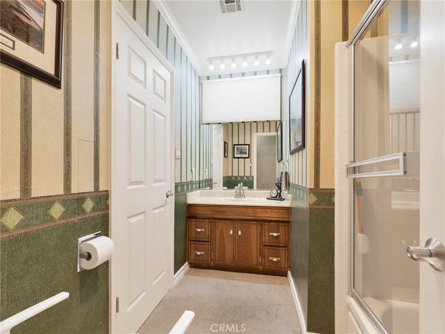 4404 Canoga Drive, Woodland Hills, CA 91364