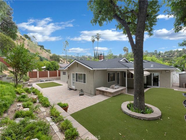 4404 Canoga Drive, Woodland Hills, CA 91364