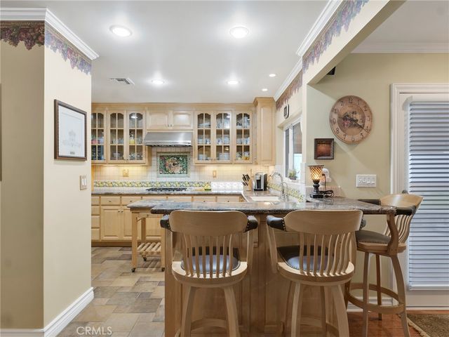 4404 Canoga Drive, Woodland Hills, CA 91364
