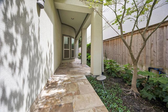 1533 Nevada Street, Houston, TX 77006