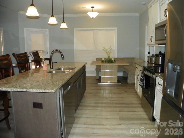 128 Summer Lake Drive, New London, NC 28127