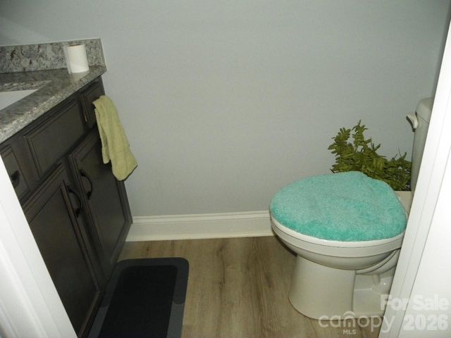 128 Summer Lake Drive, New London, NC 28127