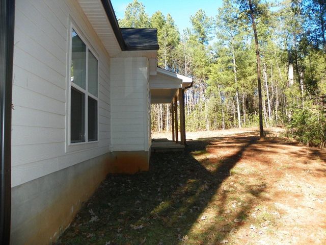 128 Summer Lake Drive, New London, NC 28127