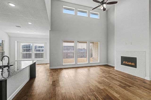 1080 Canuela Way, Justin, TX 76247