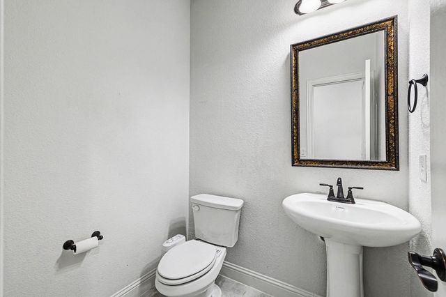 1080 Canuela Way, Justin, TX 76247