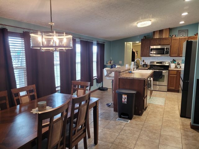 17362 N Idlewood Lane, Mt Vernon, IL 62864