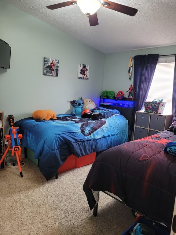 Image 15 of property listing at 17362 N Idlewood Lane, Mt Vernon, IL 62864