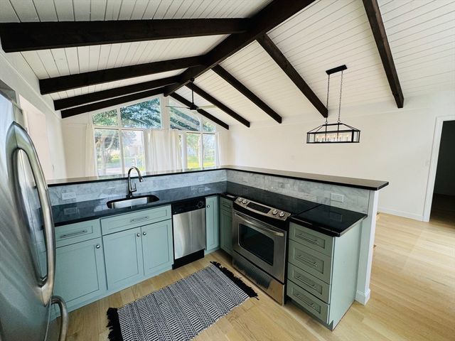 131 Portside Circle, Falmouth, MA 02536