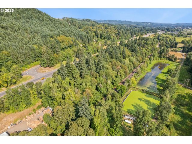 25900 St Helens Rd, Scappoose, OR 97056