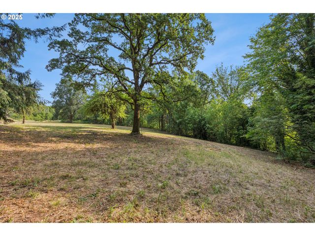 25900 St Helens Rd, Scappoose, OR 97056