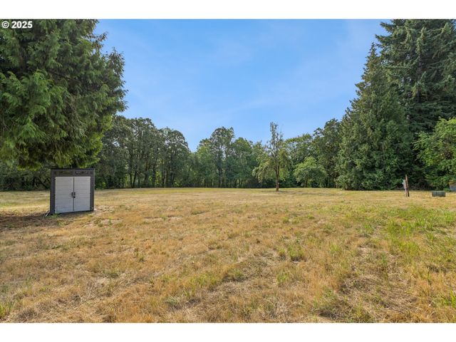 25900 St Helens Rd, Scappoose, OR 97056