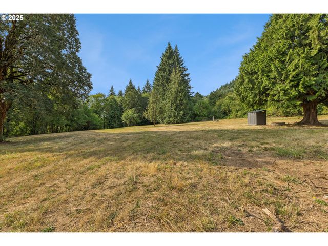 25900 St Helens Rd, Scappoose, OR 97056
